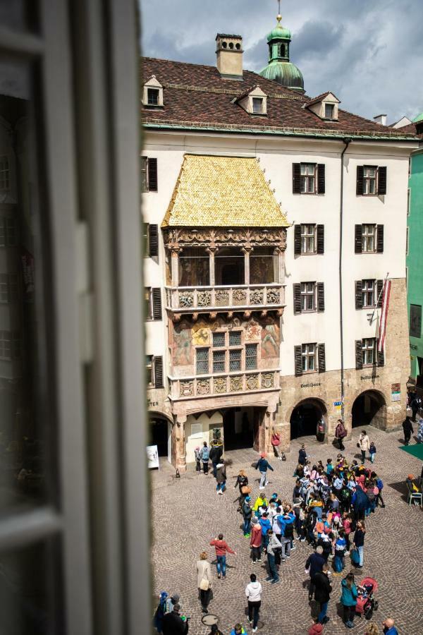 Golden Roof By Penz Apartmán